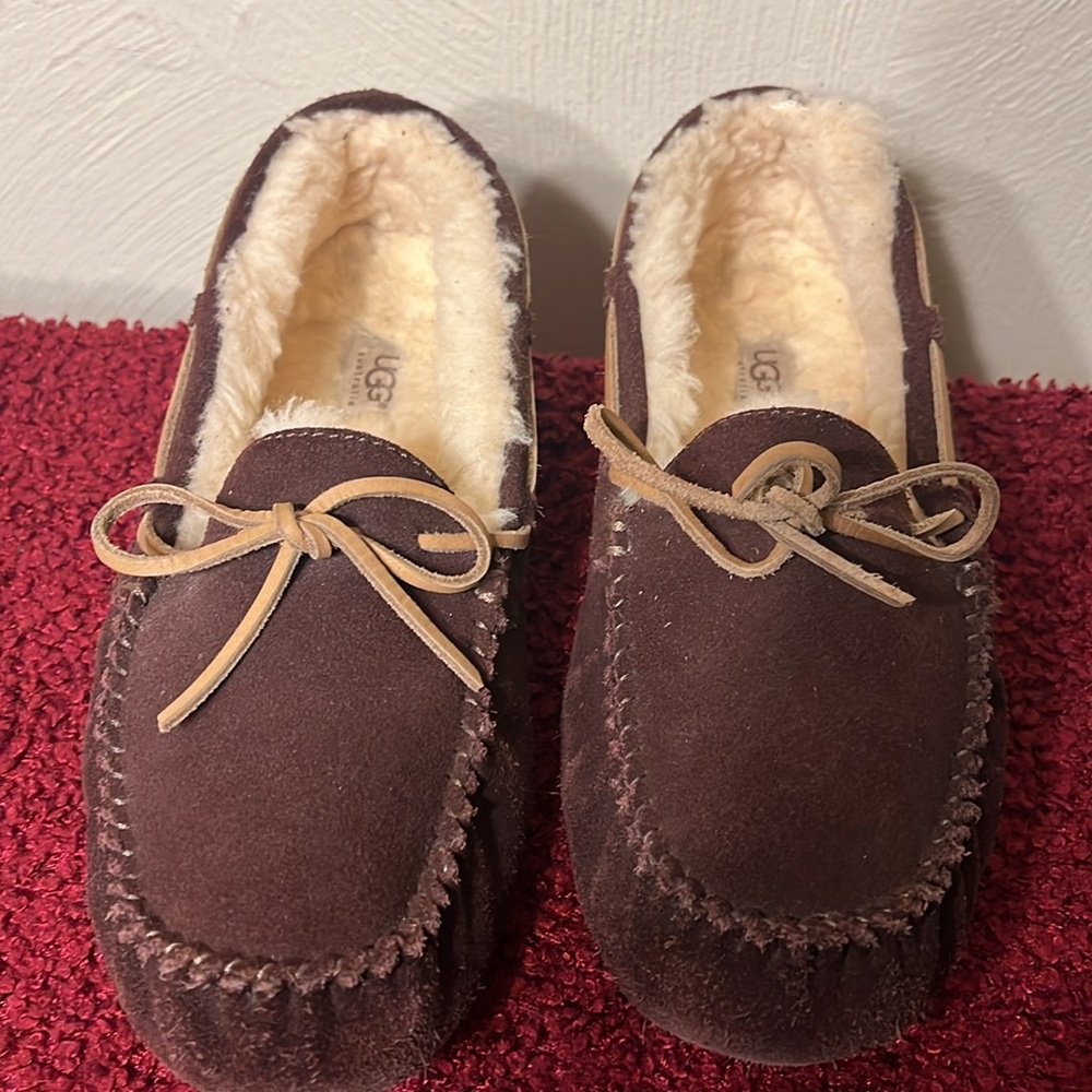 UGG Australia Chester men’s moccasins in chocolate size 11 men
